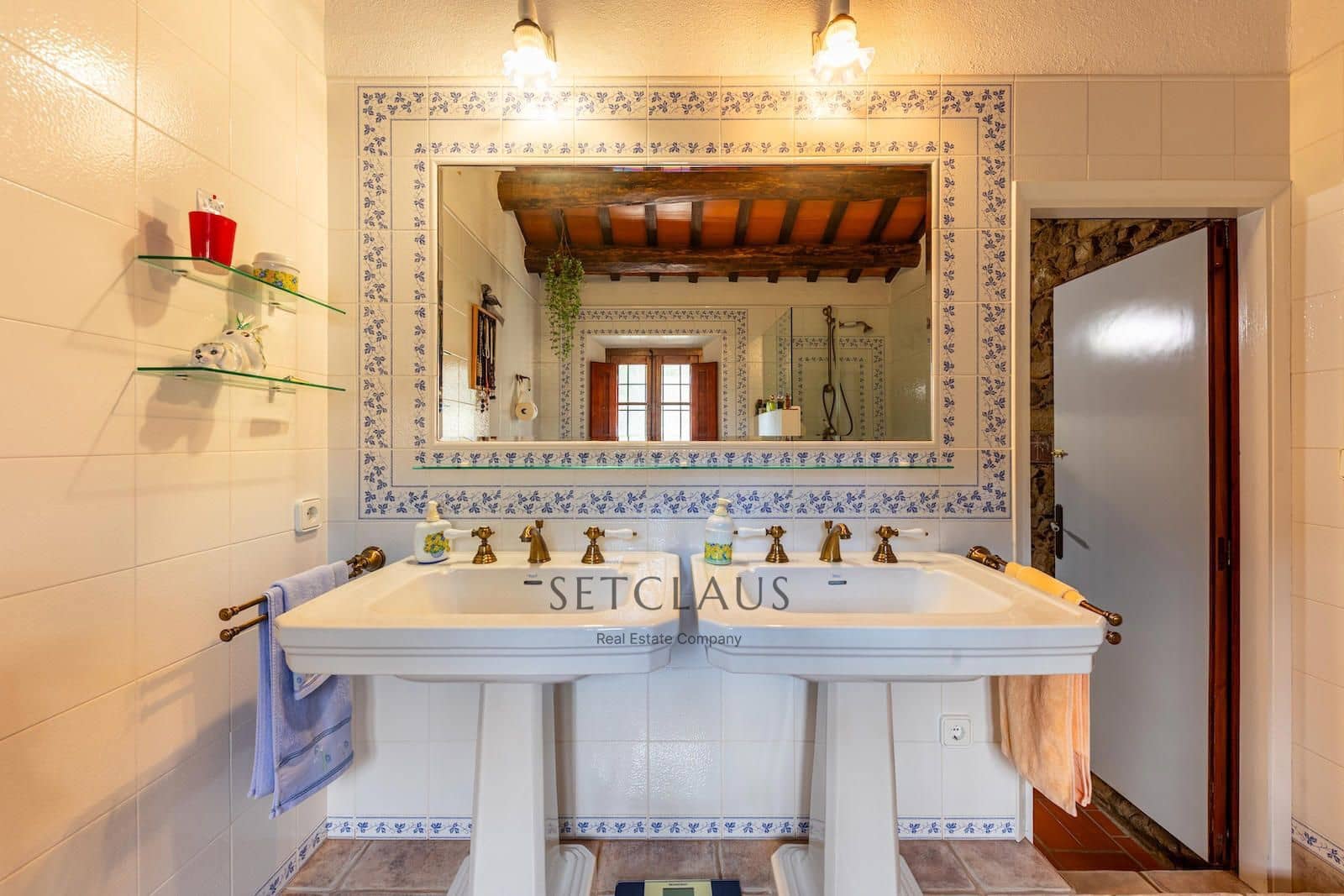 6 soveværelse Villa til salg i Breda med swimmingpool garage - € 1.100.000 (Ref: 9496577)