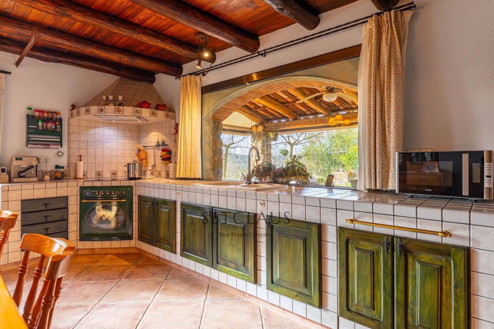 6 soveværelse Villa til salg i Breda med swimmingpool garage - € 1.100.000 (Ref: 9496577)