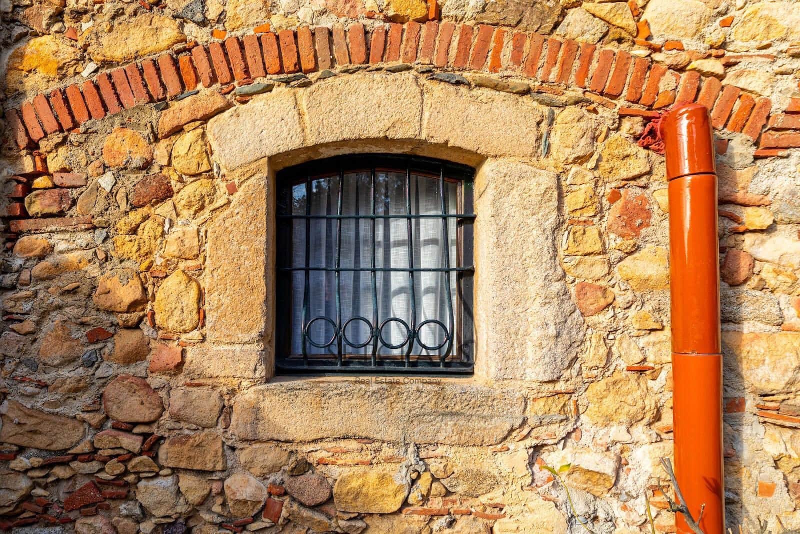 6 soveværelse Villa til salg i Breda med swimmingpool garage - € 1.100.000 (Ref: 9496577)