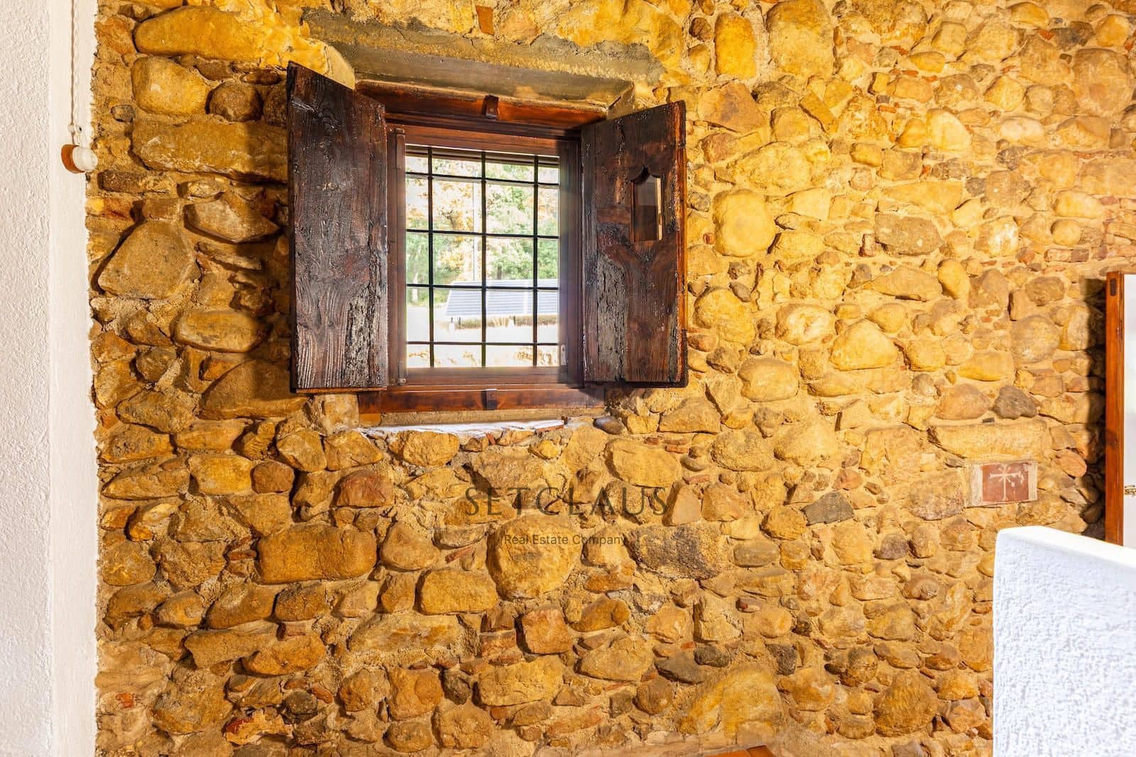 6 soveværelse Villa til salg i Breda med swimmingpool garage - € 1.100.000 (Ref: 9496577)