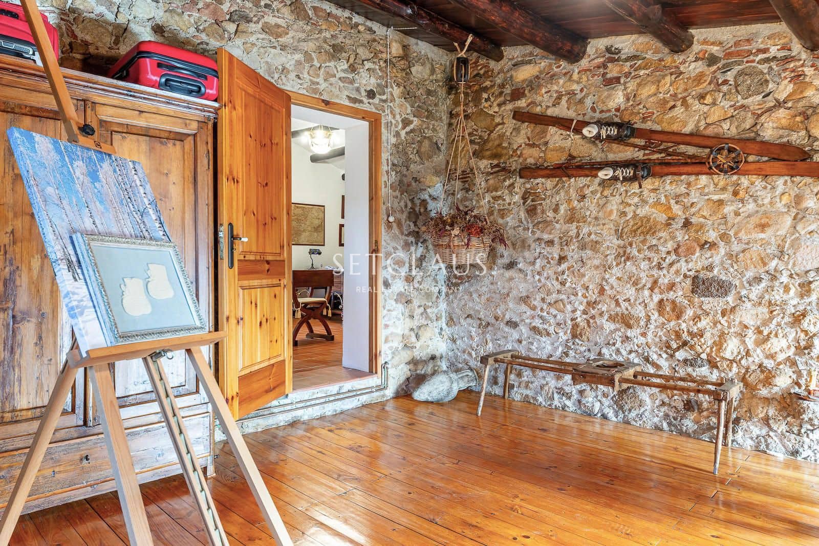 6 sypialnia Willa na sprzedaż w Breda z basenem garażem - 1 100 000 € (Ref: 9496577)