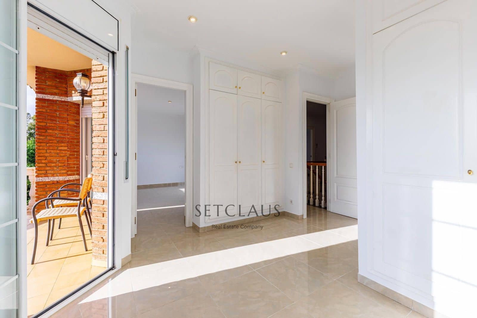 4 bedroom Villa for sale in Vilassar de Dalt with pool garage - € 1,300,000 (Ref: 9503398)