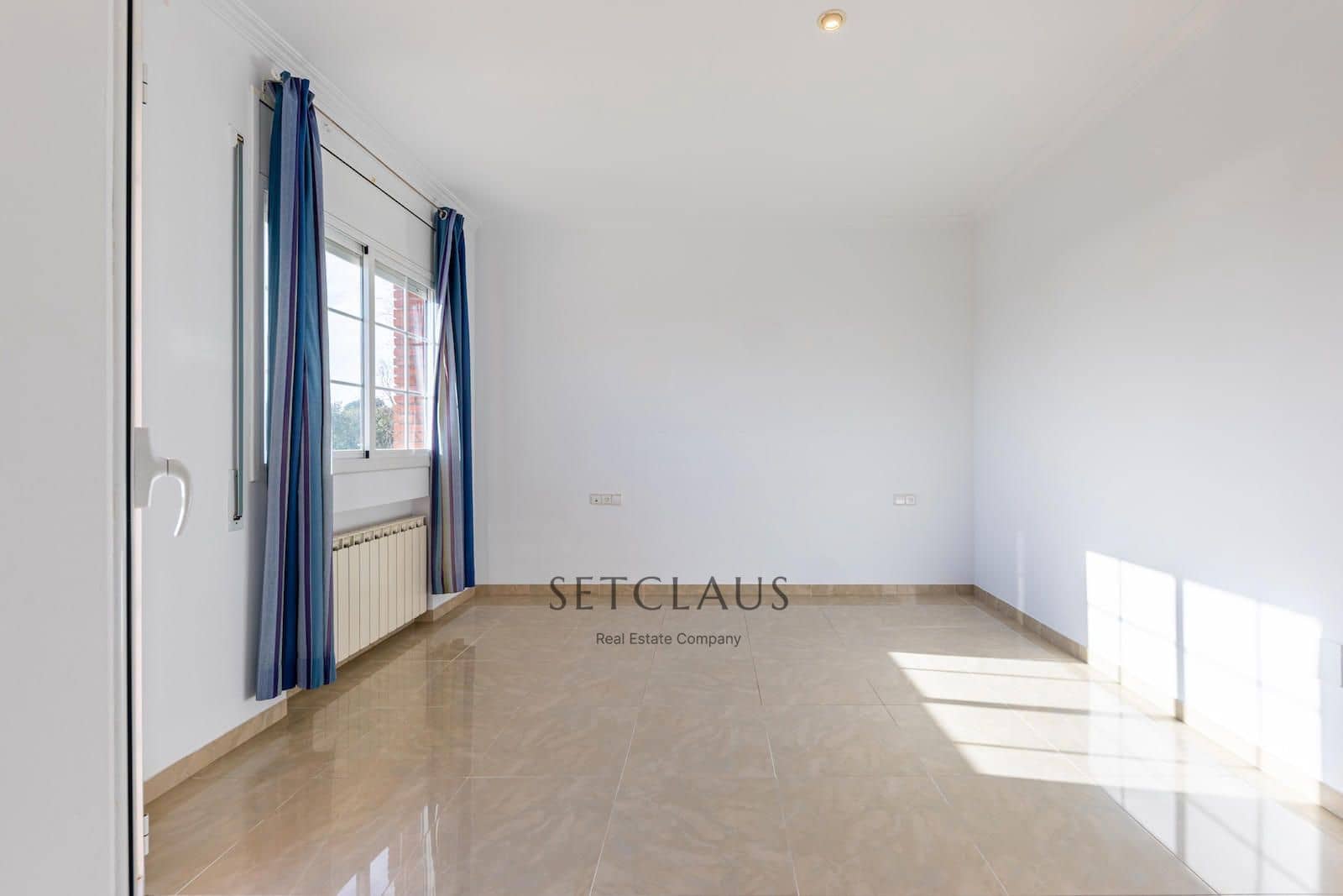 4 bedroom Villa for sale in Vilassar de Dalt with pool garage - € 1,300,000 (Ref: 9503398)