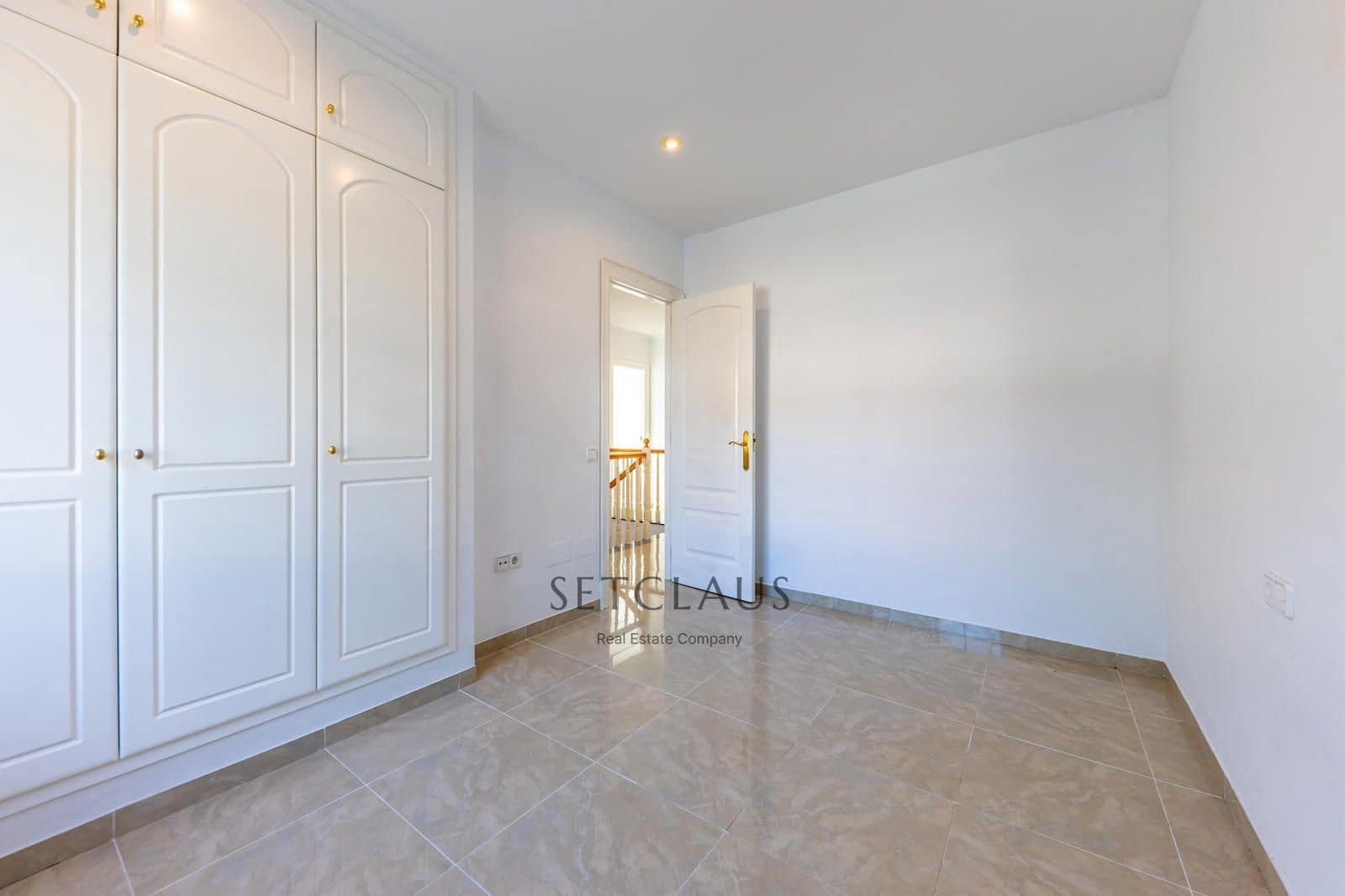 4 bedroom Villa for sale in Vilassar de Dalt with pool garage - € 1,300,000 (Ref: 9503398)