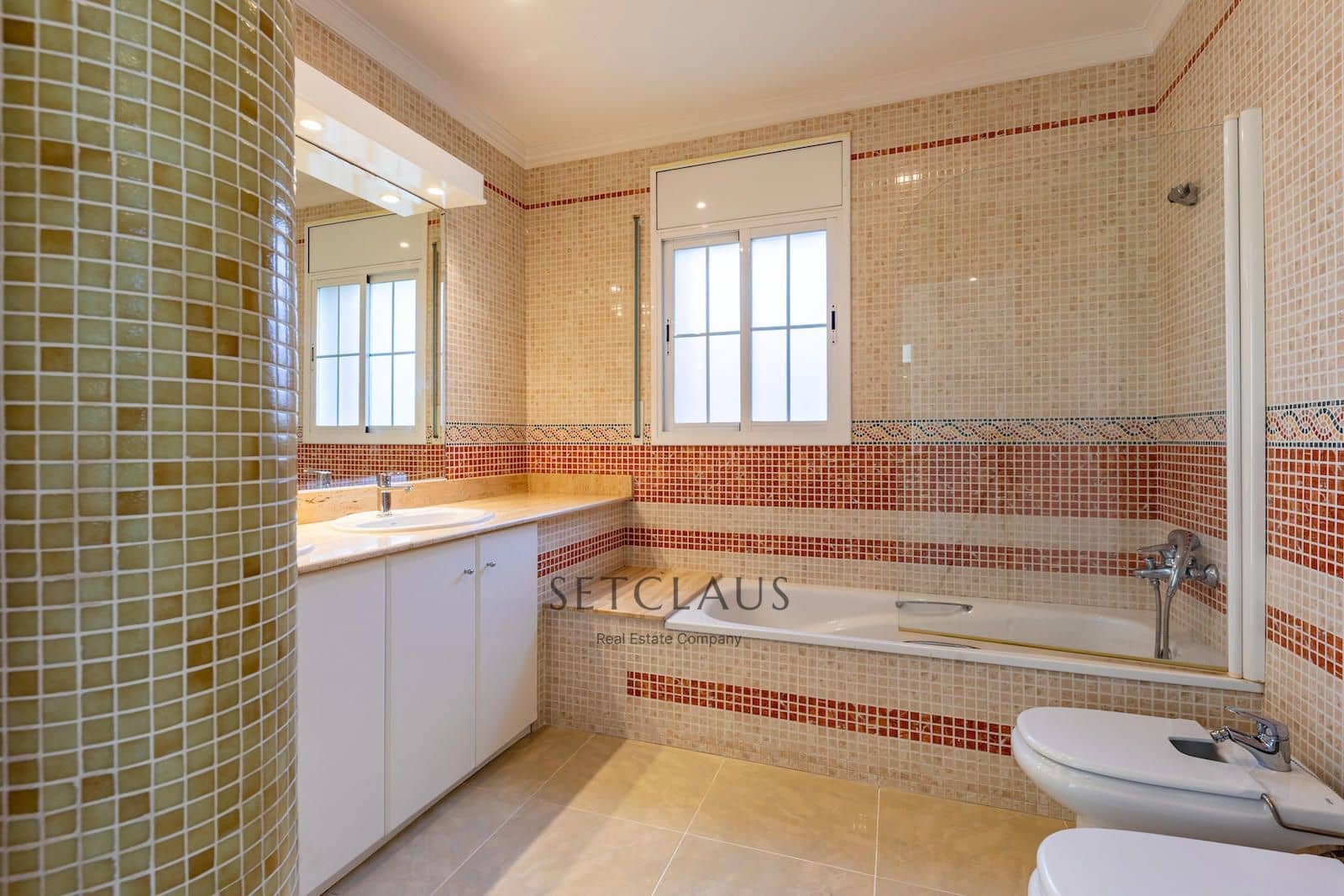 4 bedroom Villa for sale in Vilassar de Dalt with pool garage - € 1,300,000 (Ref: 9503398)