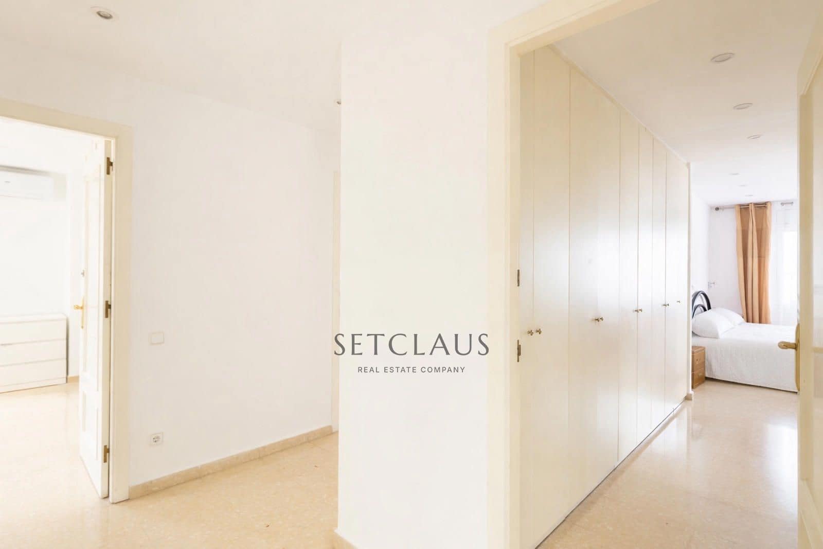 5 bedroom Villa for sale in Alella with pool garage - € 1,200,000 (Ref: 9506590)