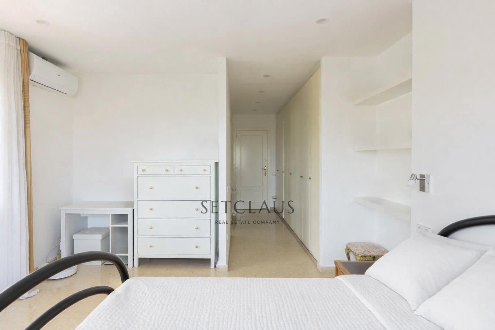 5 bedroom Villa for sale in Alella with pool garage - € 1,200,000 (Ref: 9506590)