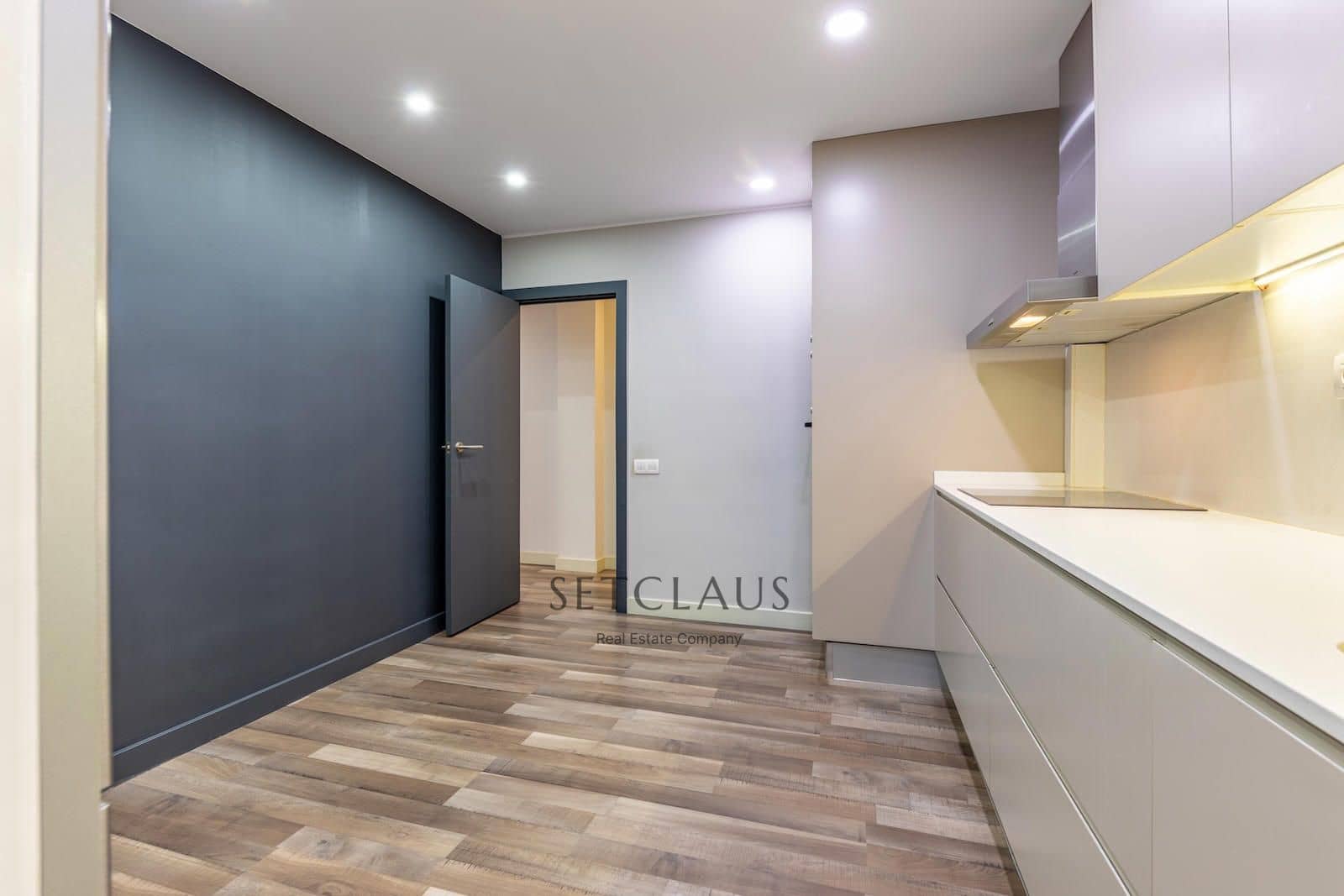 4 makuuhuone Asunto myytävänä paikassa Barcelona kaupunki mukana 
autotalli - 1 090 000 € (Ref: 9511140)