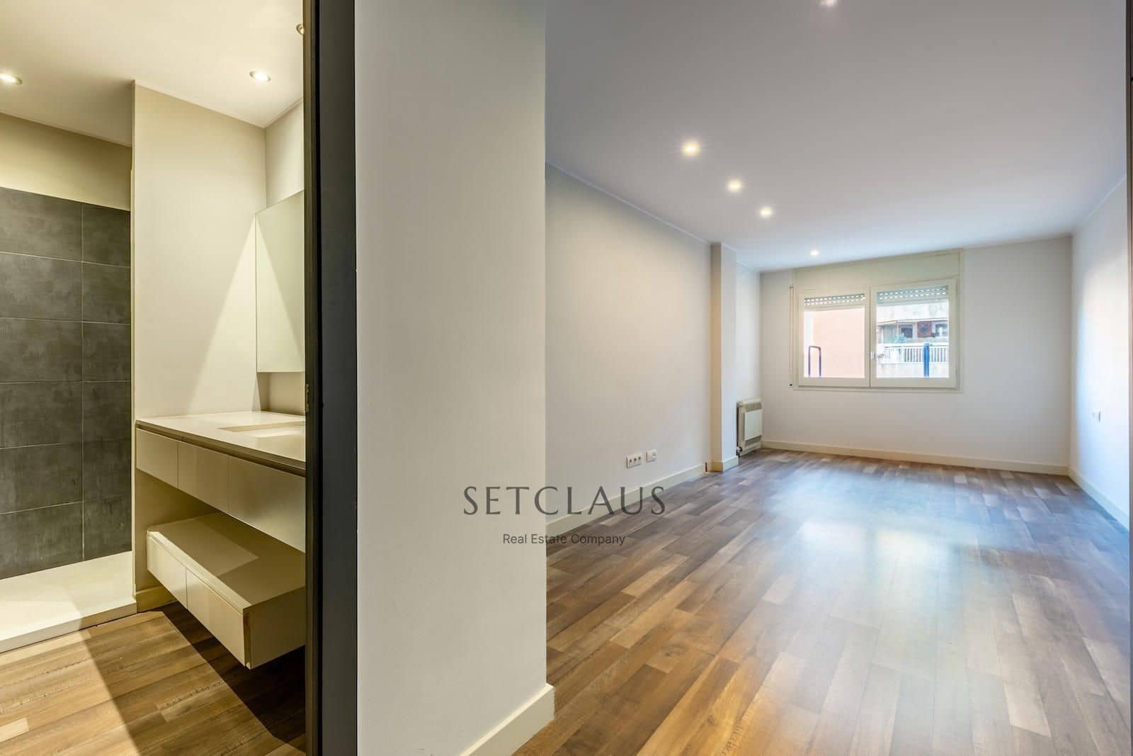 4 makuuhuone Asunto myytävänä paikassa Barcelona kaupunki mukana 
autotalli - 1 090 000 € (Ref: 9511140)