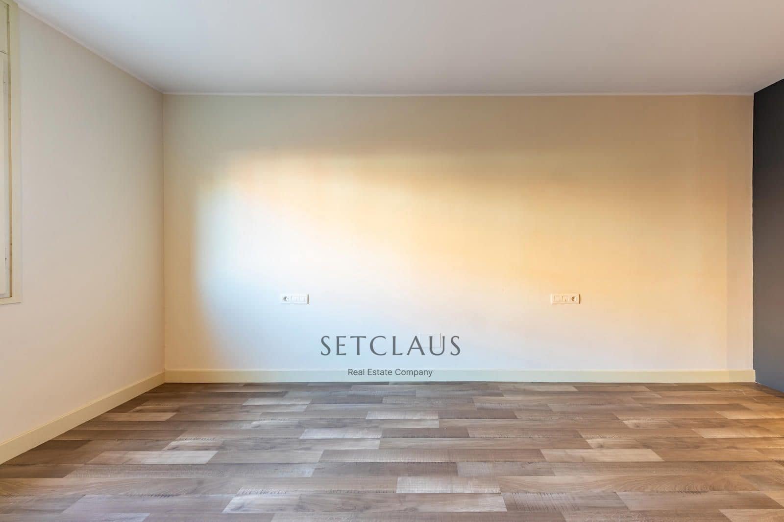 4 makuuhuone Asunto myytävänä paikassa Barcelona kaupunki mukana 
autotalli - 1 090 000 € (Ref: 9511140)