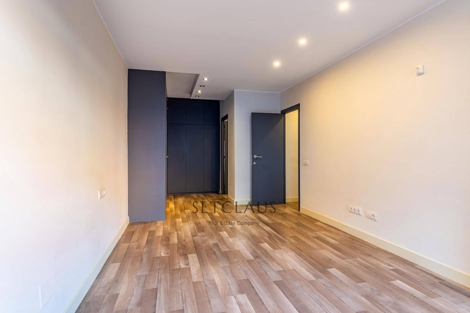 4 makuuhuone Asunto myytävänä paikassa Barcelona kaupunki mukana 
autotalli - 1 090 000 € (Ref: 9511140)