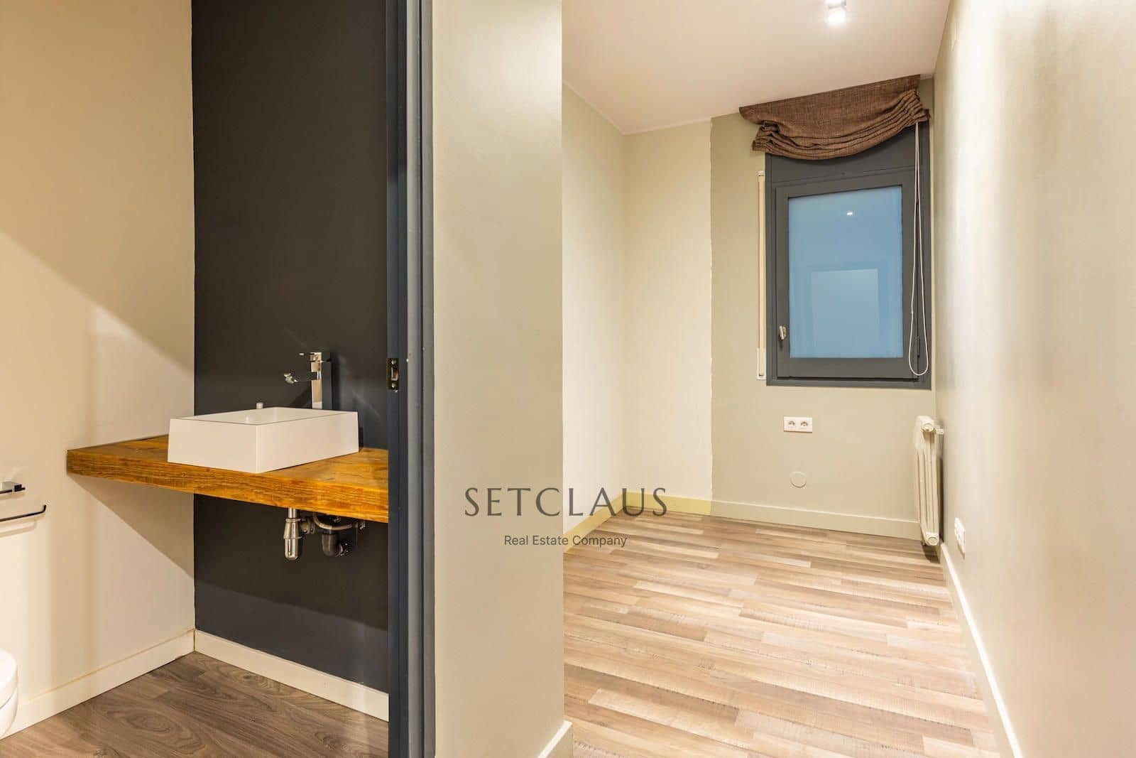 4 makuuhuone Asunto myytävänä paikassa Barcelona kaupunki mukana 
autotalli - 1 090 000 € (Ref: 9511140)