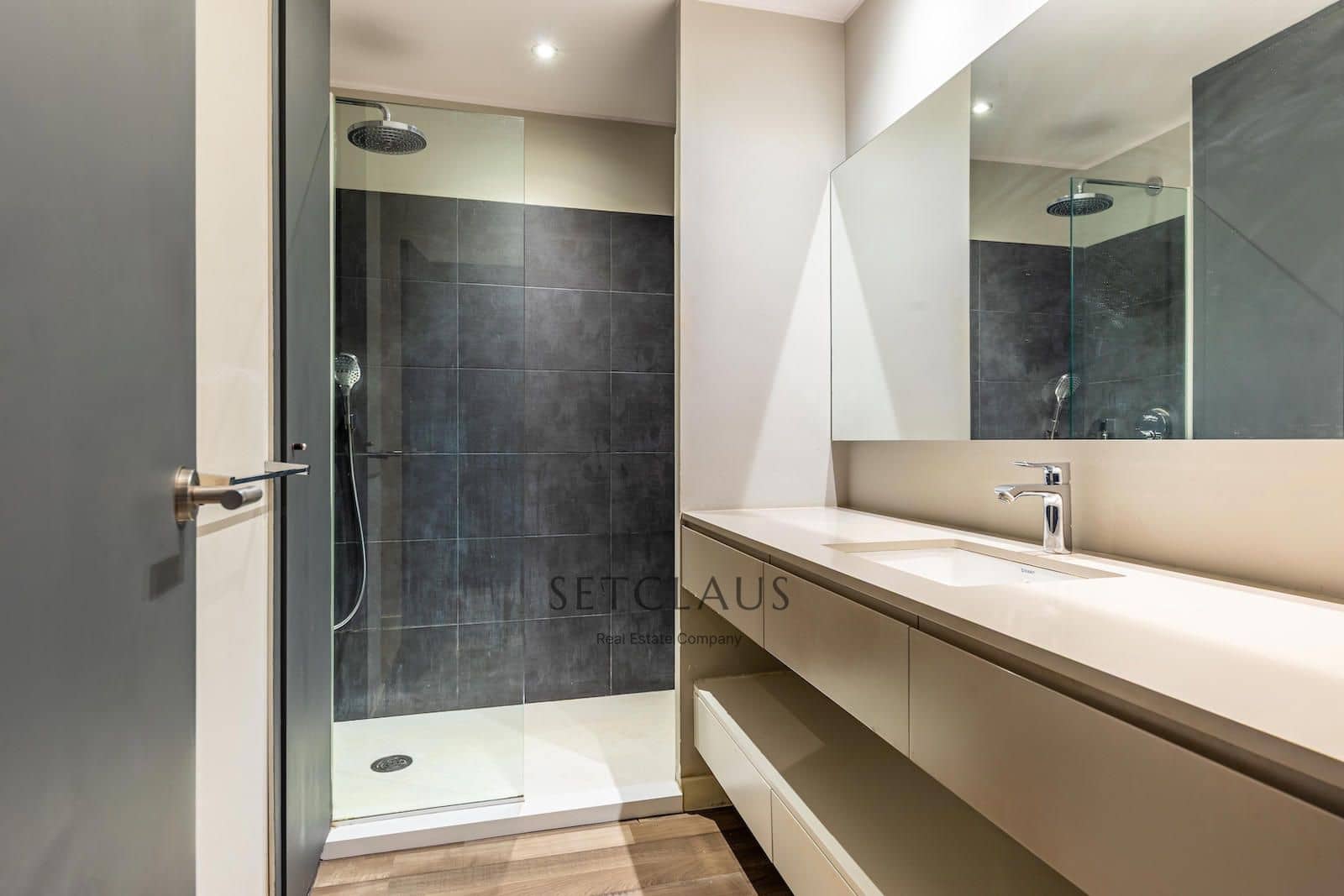 4 makuuhuone Asunto myytävänä paikassa Barcelona kaupunki mukana 
autotalli - 1 090 000 € (Ref: 9511140)