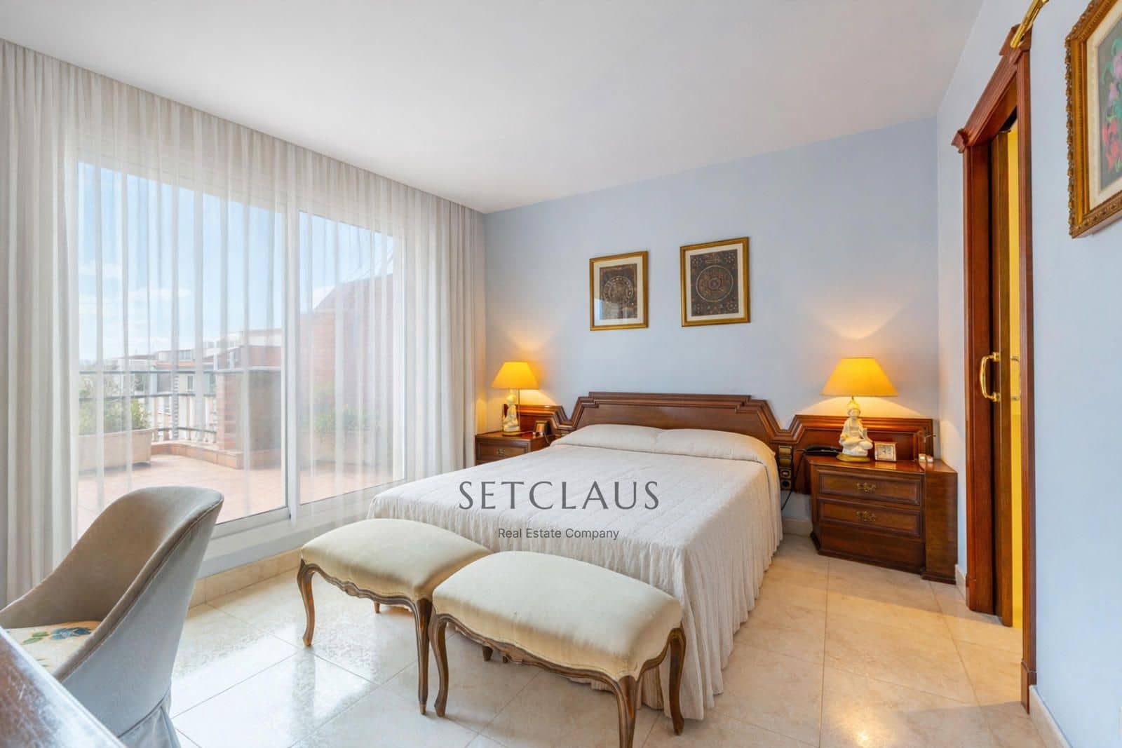 Ático de 4 habitaciones en Badalona en venta - 820.000 € (Ref: 9535130)