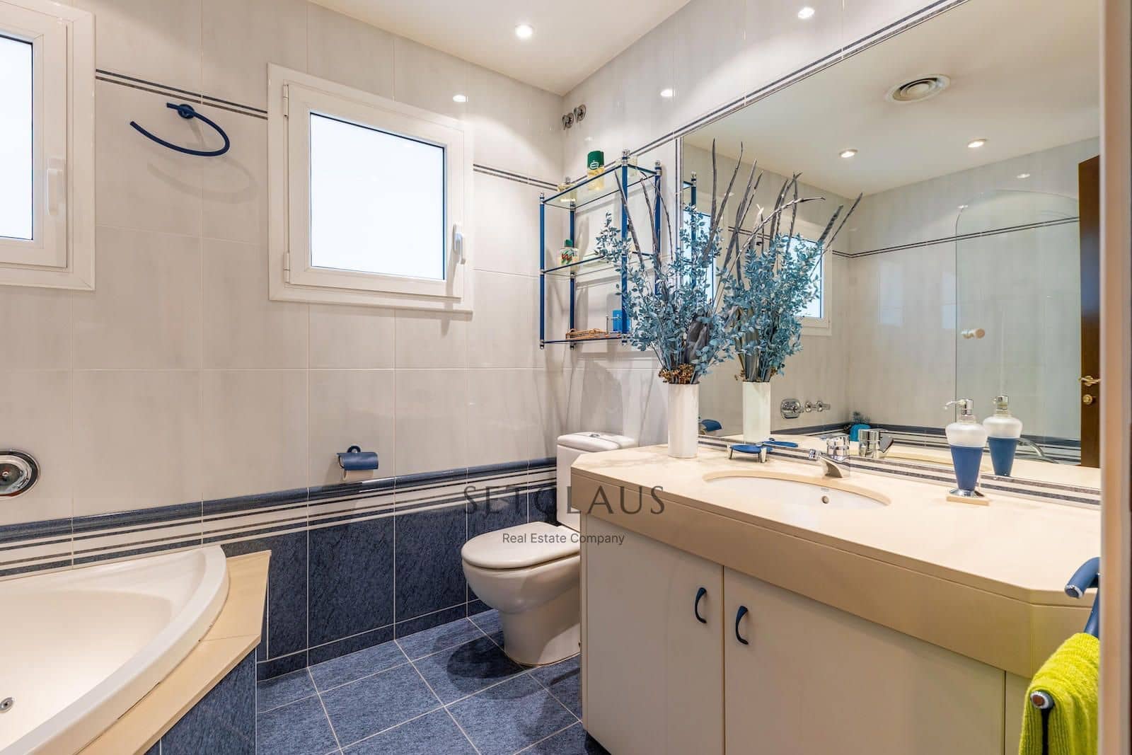 Ático de 4 habitaciones en Badalona en venta - 820.000 € (Ref: 9535130)