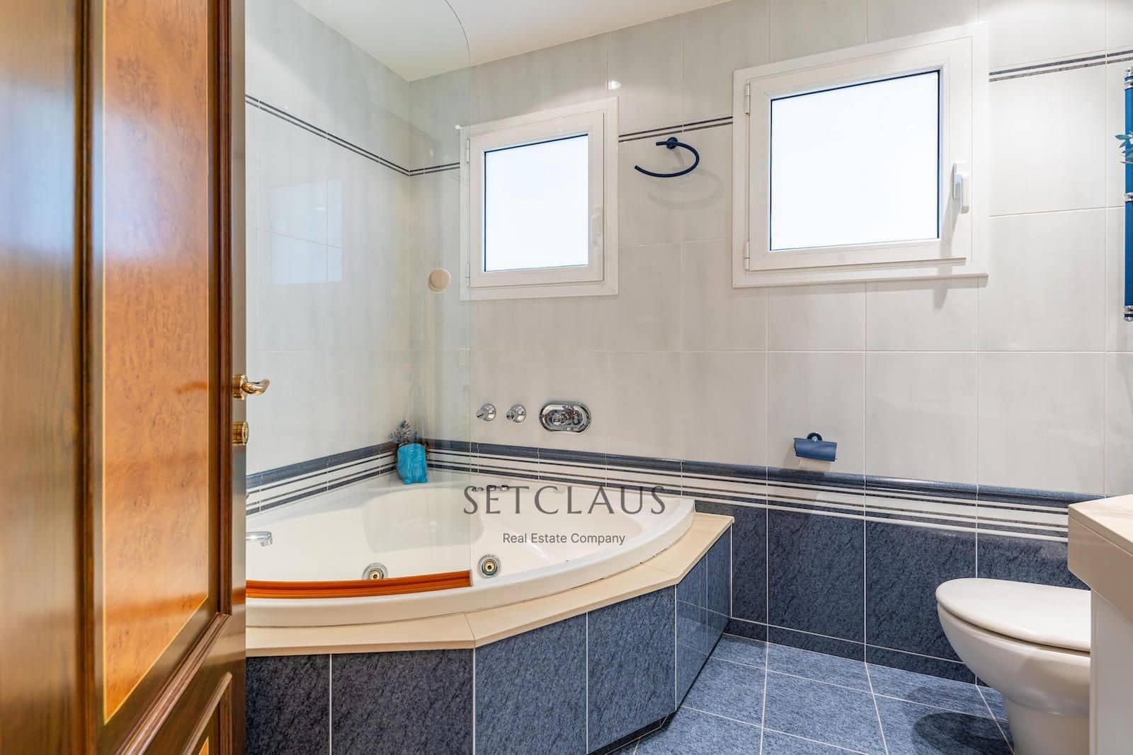 Ático de 4 habitaciones en Badalona en venta - 820.000 € (Ref: 9535130)