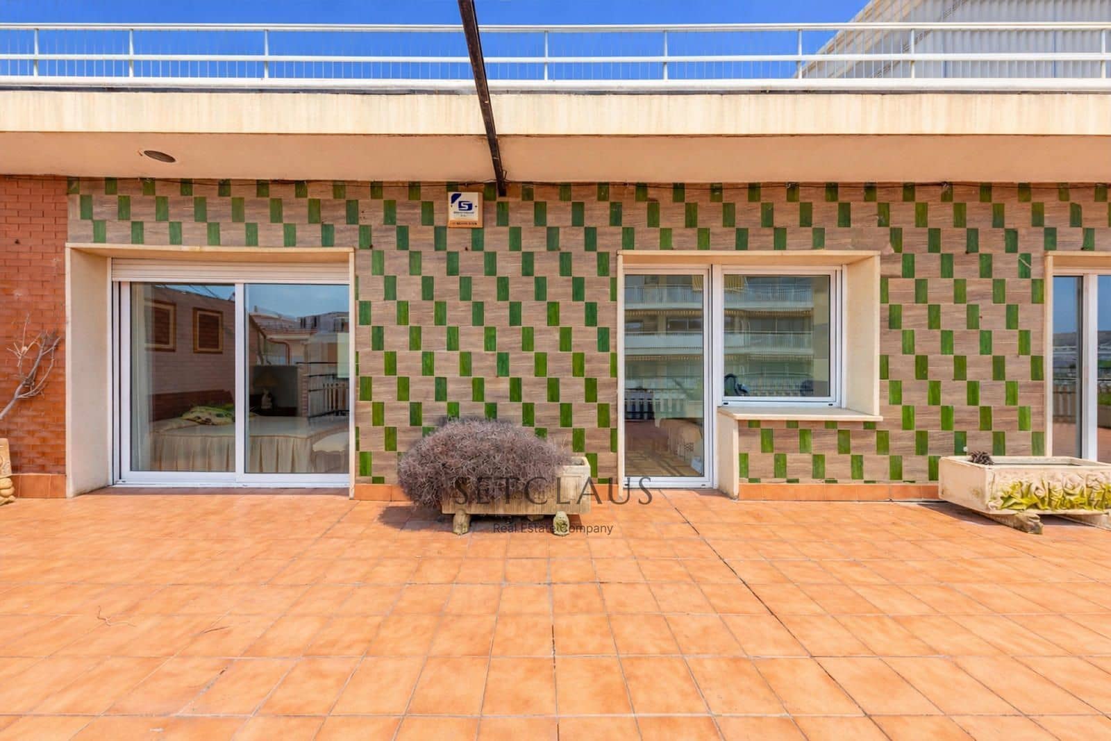 Ático de 4 habitaciones en Badalona en venta - 820.000 € (Ref: 9535130)