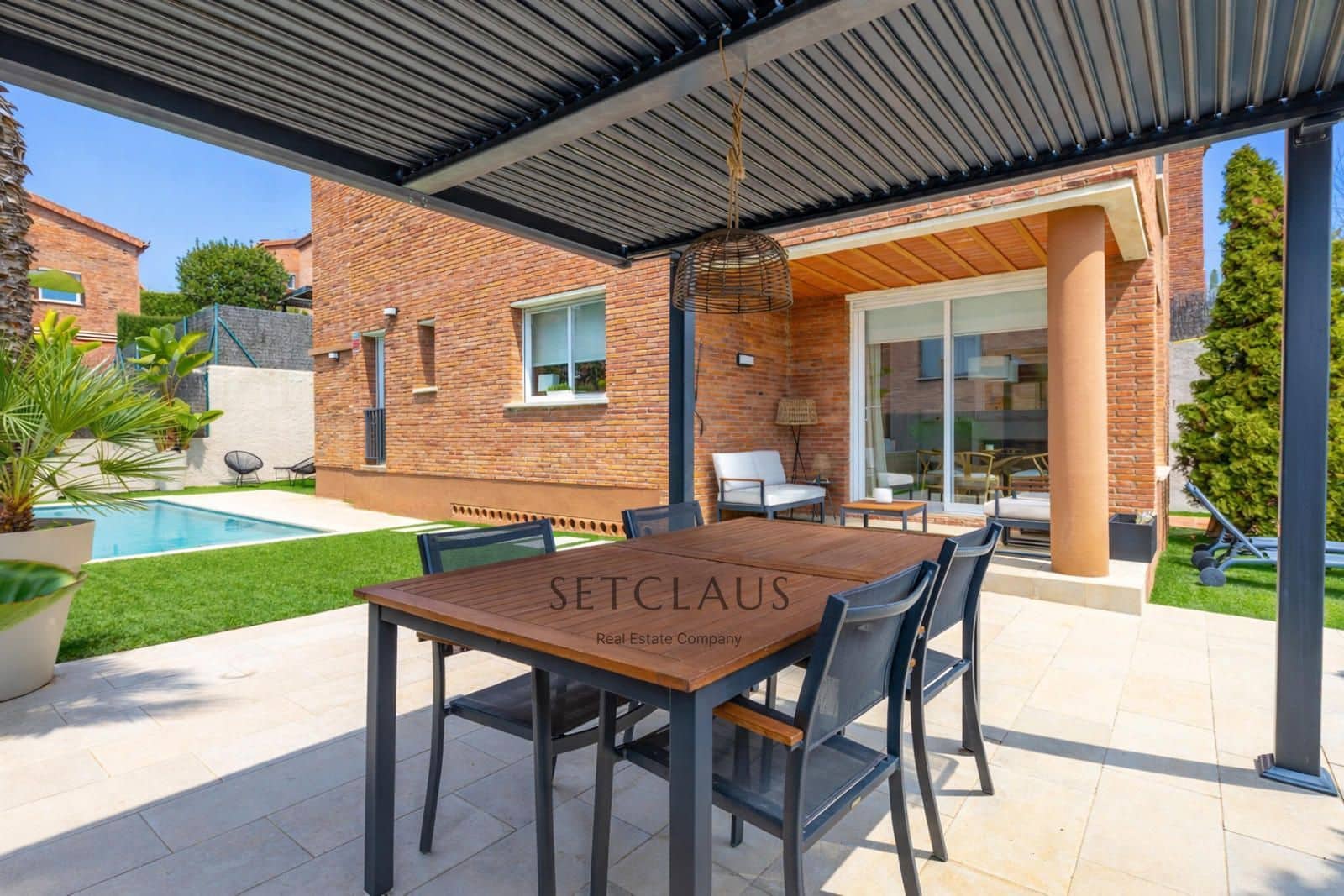 4 soveværelse Villa til salg i El Masnou med swimmingpool garage - € 1.320.000 (Ref: 9552300)