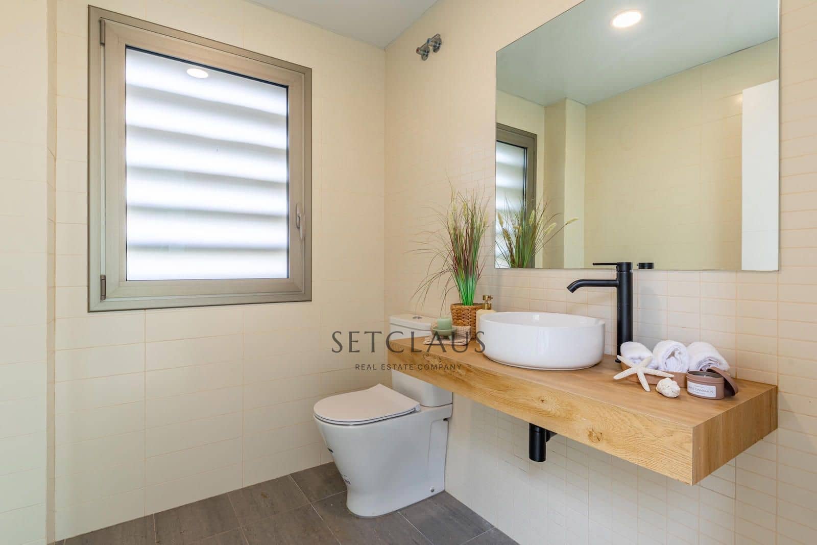 4 soveværelse Villa til salg i Alella med swimmingpool garage - € 990.000 (Ref: 9558937)