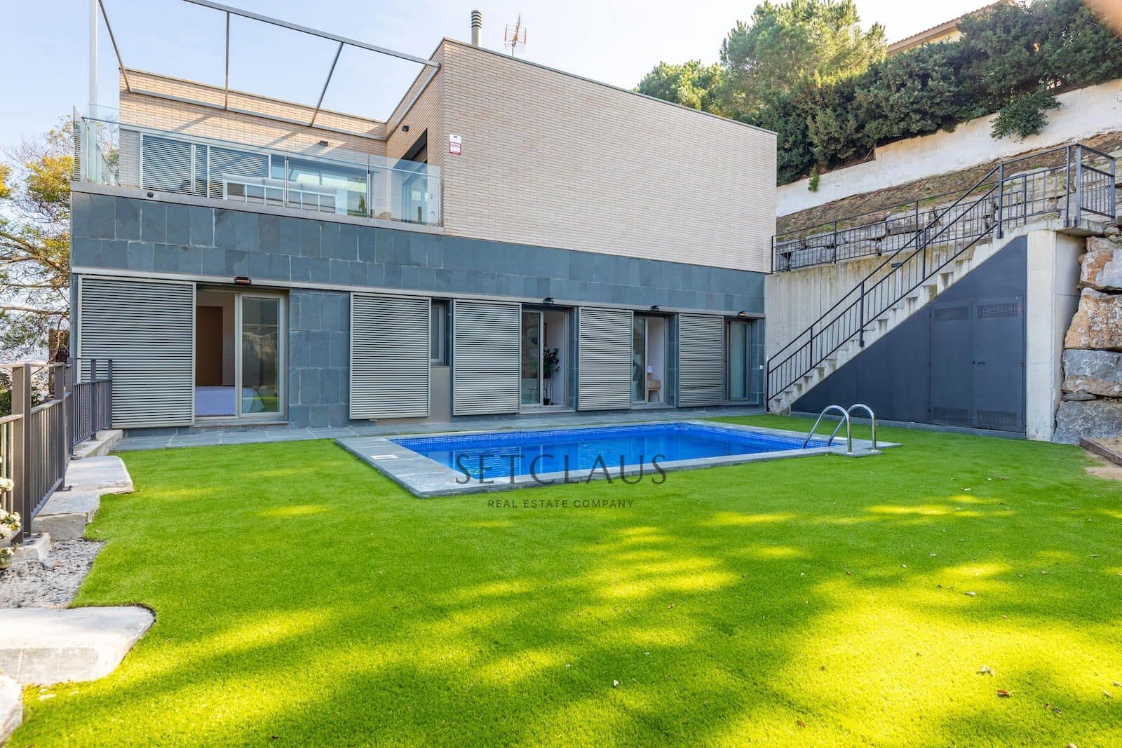 4 soveværelse Villa til salg i Alella med swimmingpool garage - € 990.000 (Ref: 9558937)