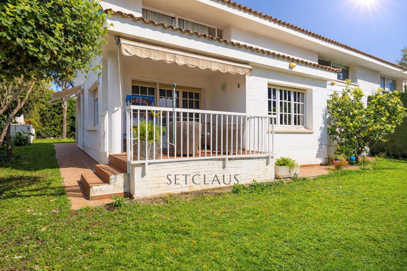 6 Zimmer Villa zu verkaufen in Teia mit Garage - 790.000 € (Ref: 9569446)