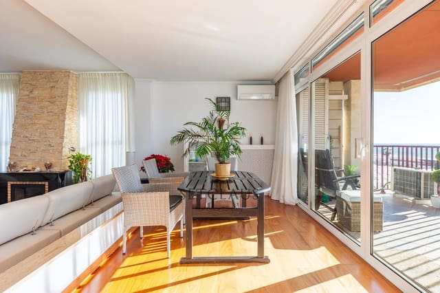 3 soveværelse Lejlighed til salg i Premià de Mar med garage - € 600.000 (Ref: 9596885)