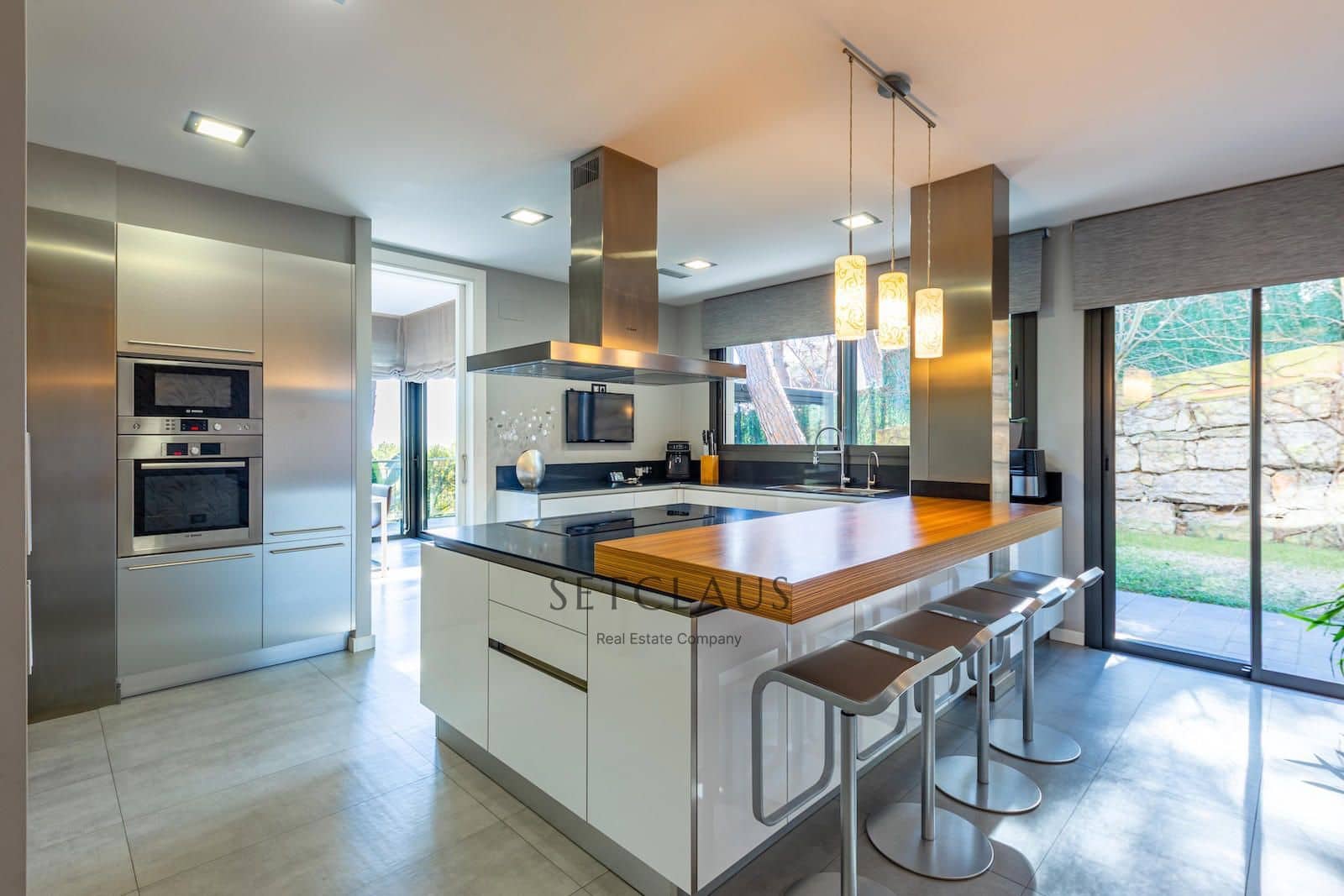 6 Zimmer Villa zu verkaufen in Premia de Dalt mit Pool Garage - 1.650.000 € (Ref: 9598093)