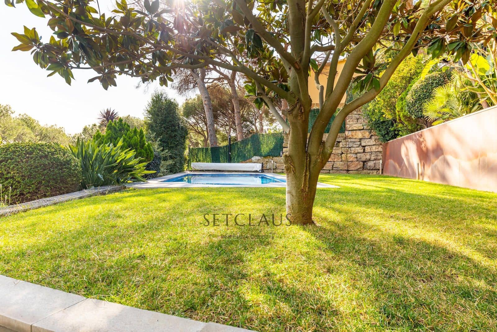 6 Zimmer Villa zu verkaufen in Premia de Dalt mit Pool Garage - 1.650.000 € (Ref: 9598093)