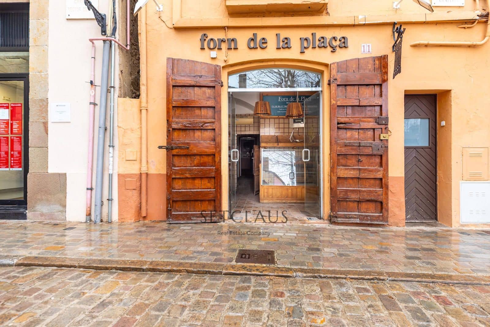 Commercial for sale in Alella - € 350,000 (Ref: 9598348)