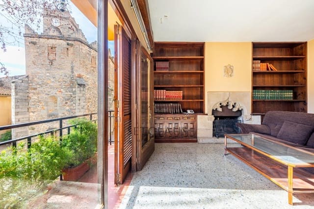 4 bedroom Flat for sale in Alella - € 620,000 (Ref: 9598349)