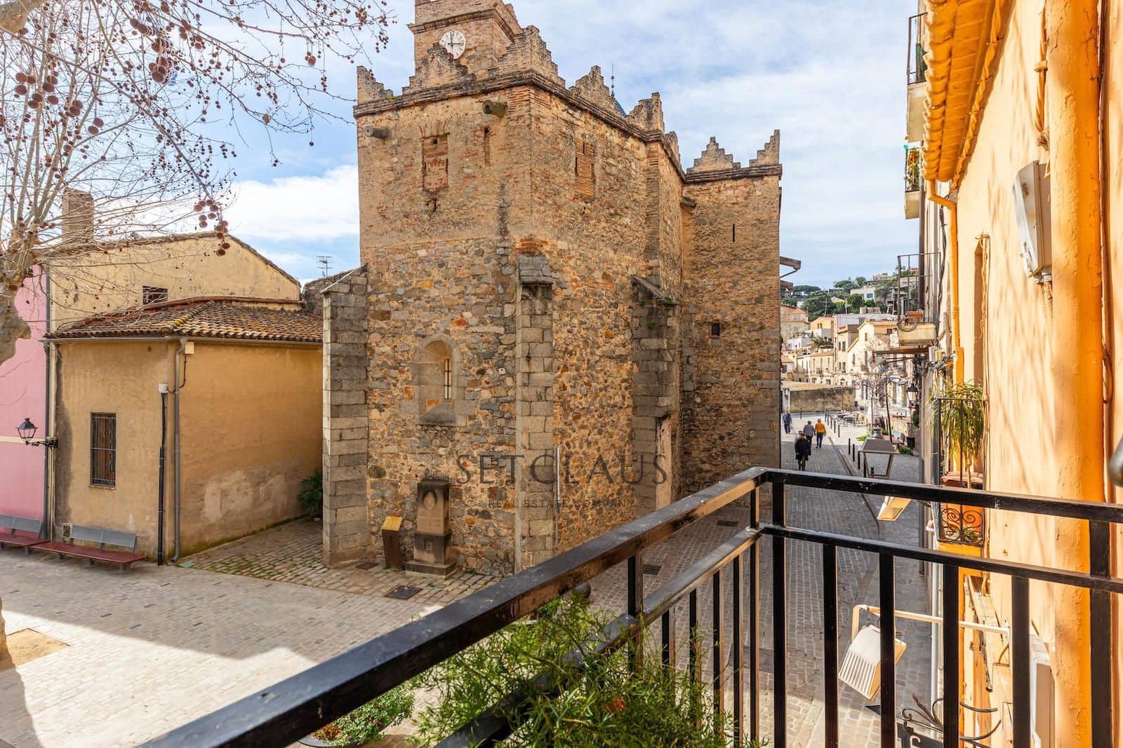 4 bedroom Flat for sale in Alella - € 620,000 (Ref: 9598349)