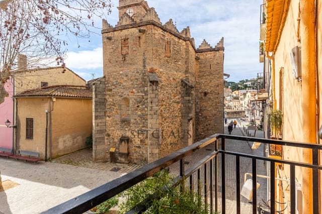 4 bedroom Flat for sale in Alella - € 620,000 (Ref: 9598349)