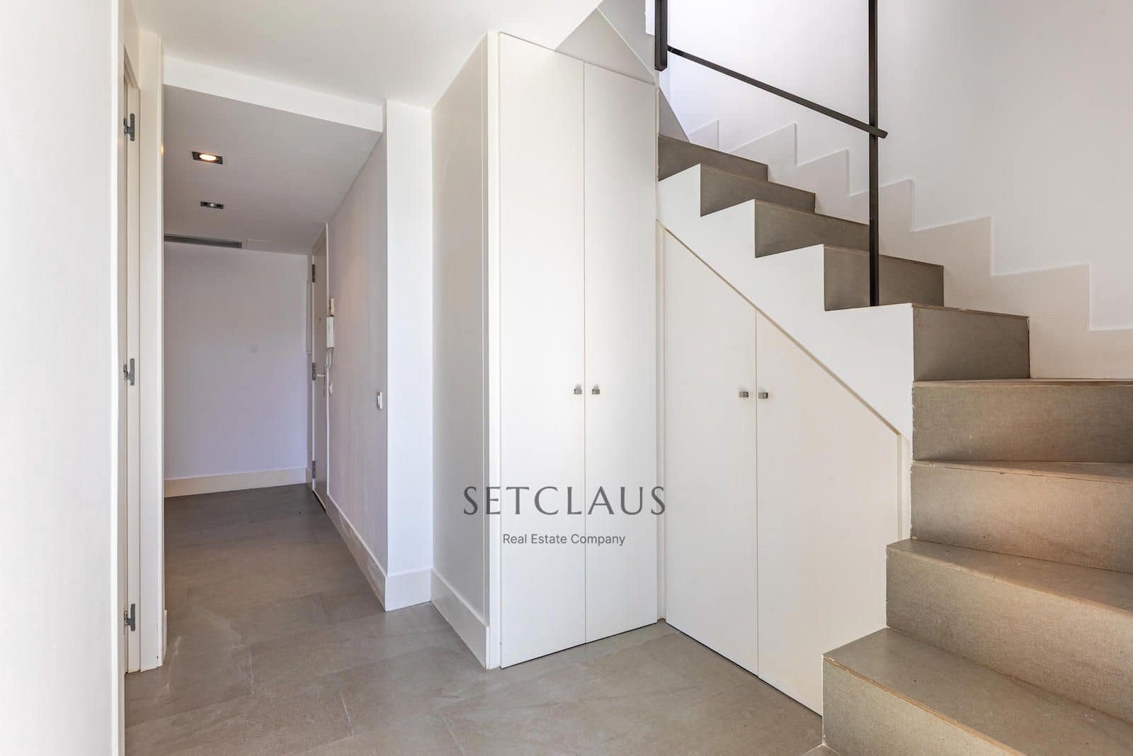 3 chambre Penthouse à vendre à El Masnou avec piscine garage - 450 000 € (Ref: 9603328)