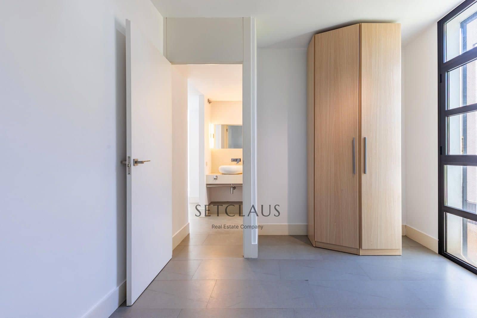 3 chambre Penthouse à vendre à El Masnou avec piscine garage - 450 000 € (Ref: 9603328)