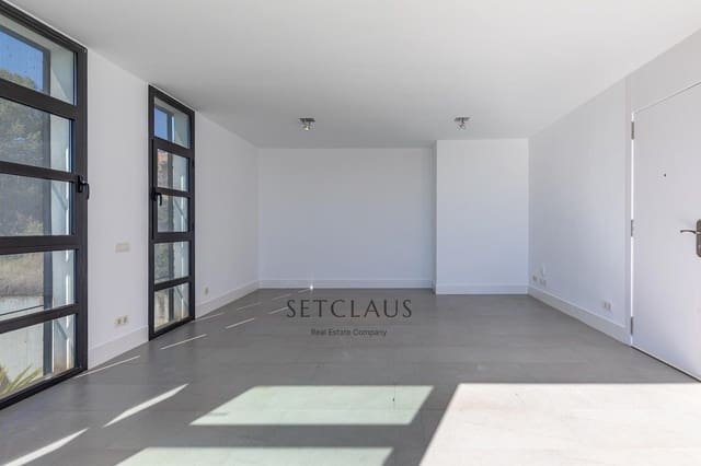 3 chambre Penthouse à vendre à El Masnou avec piscine garage - 450 000 € (Ref: 9603328)