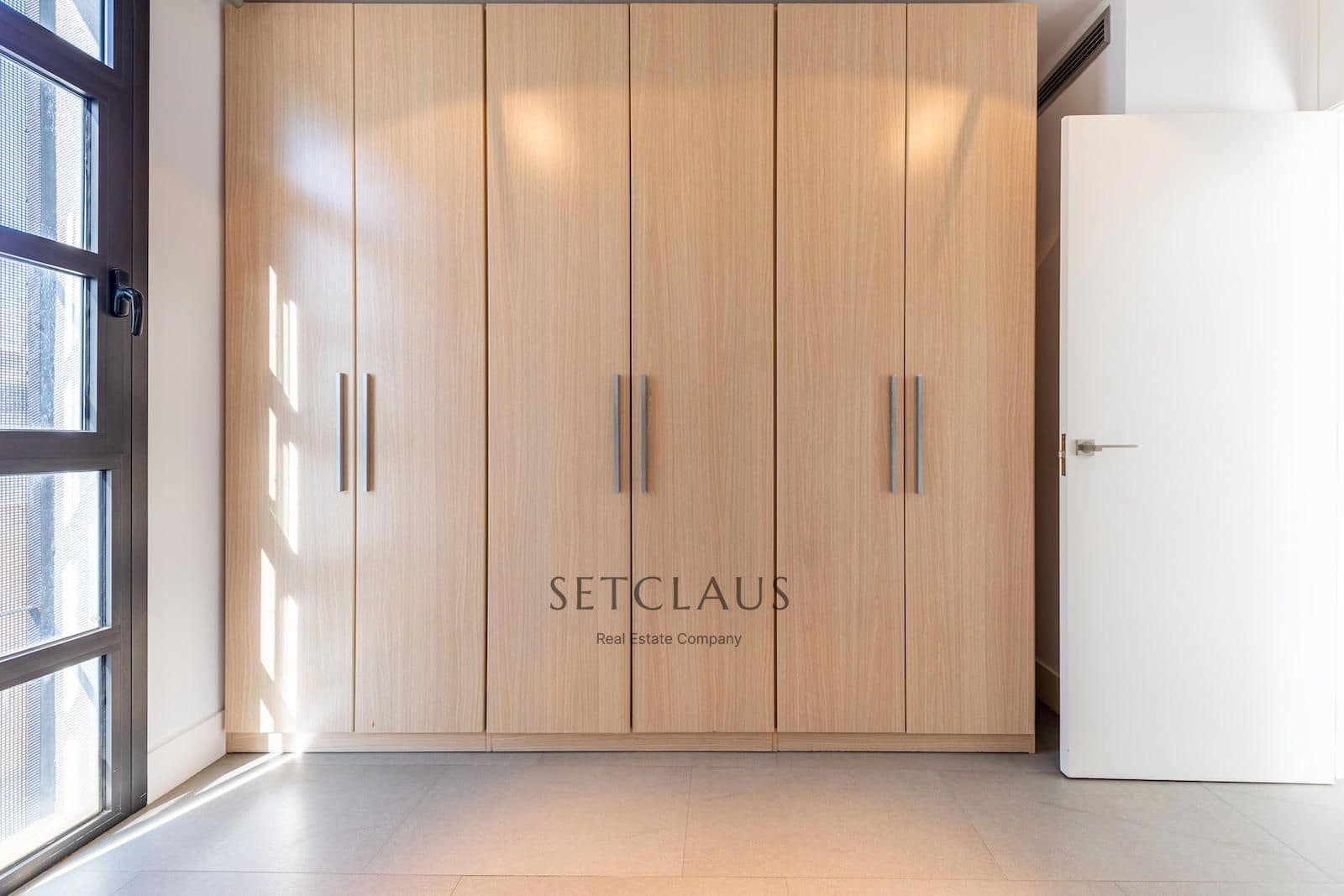 3 chambre Penthouse à vendre à El Masnou avec piscine garage - 450 000 € (Ref: 9603328)