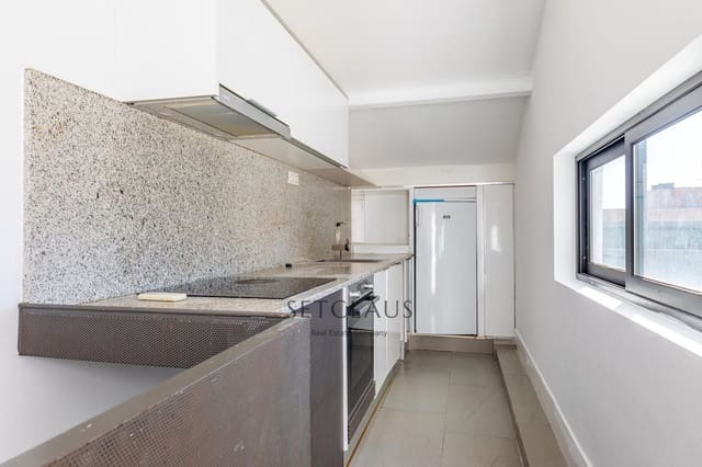 3 chambre Penthouse à vendre à El Masnou avec piscine garage - 450 000 € (Ref: 9603328)