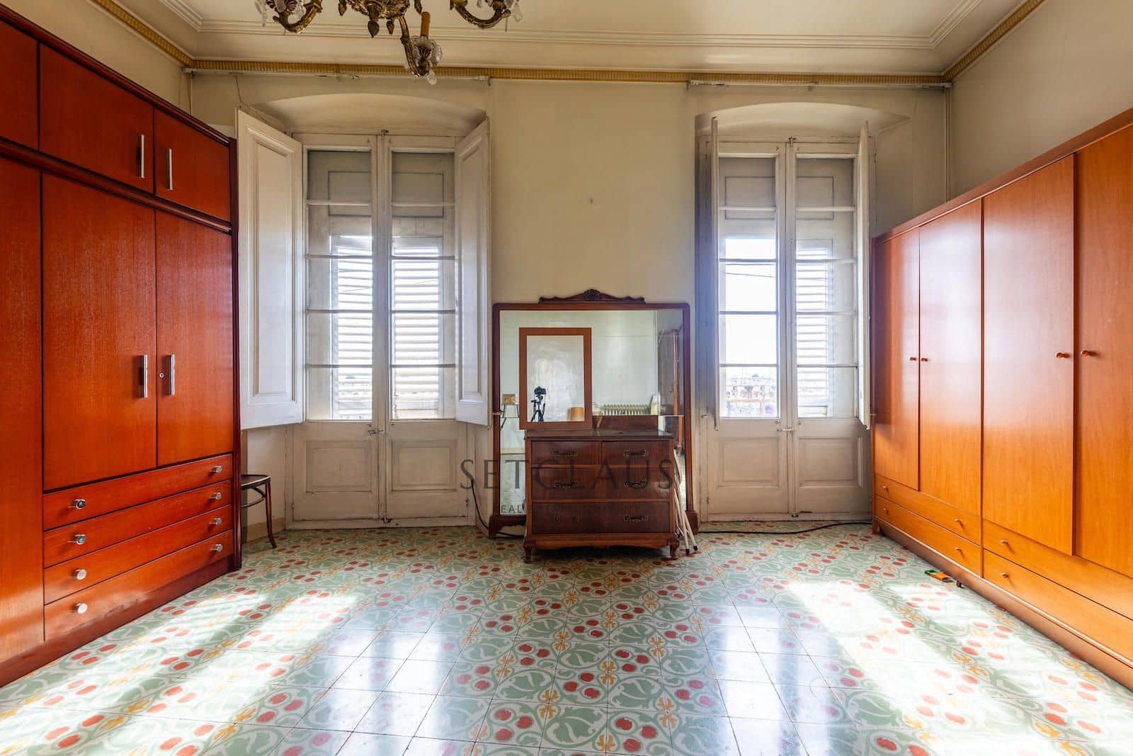 Chalet de 6 habitaciones en El Masnou en venta - 890.000 € (Ref: 9622928)