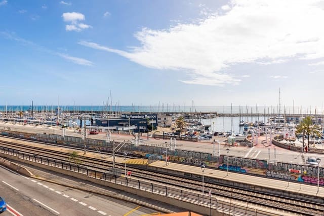 Chalet de 6 habitaciones en El Masnou en venta - 890.000 € (Ref: 9622928)