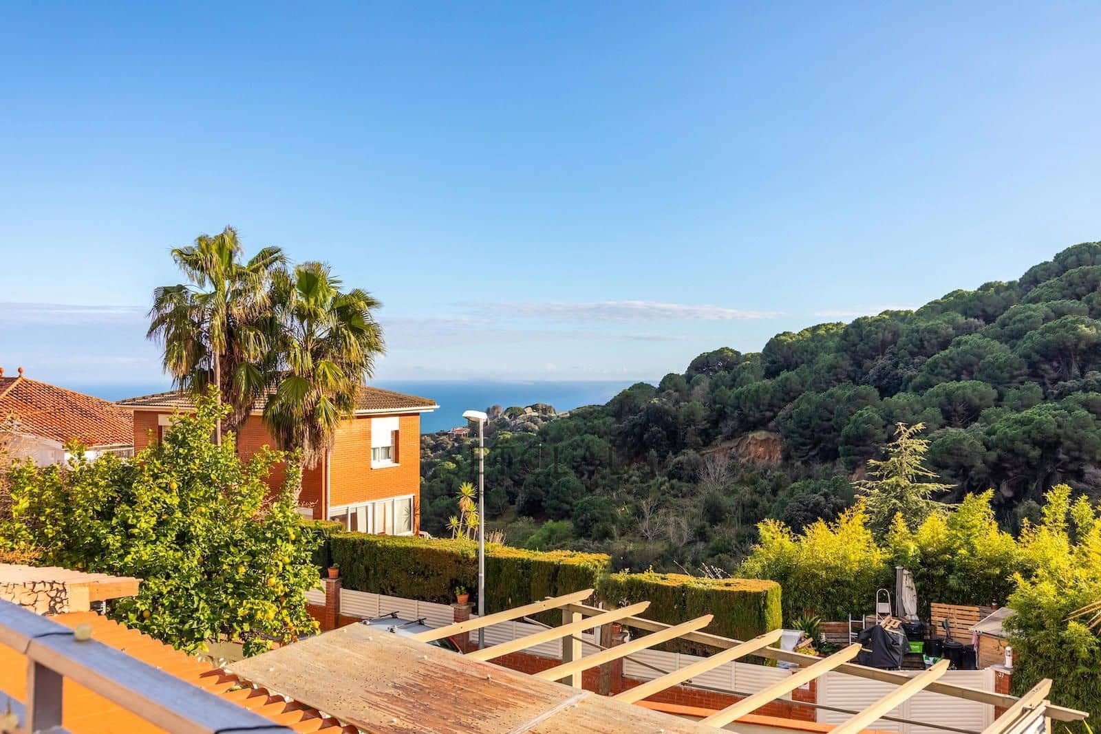 6 chambre Villa/Maison à vendre à Alella avec garage - 895 000 € (Ref: 9665391)