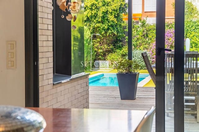 5 soverom Hus til salgs i Premià de Mar med svømmebasseng garasje - € 880 000 (Ref: 9671249)