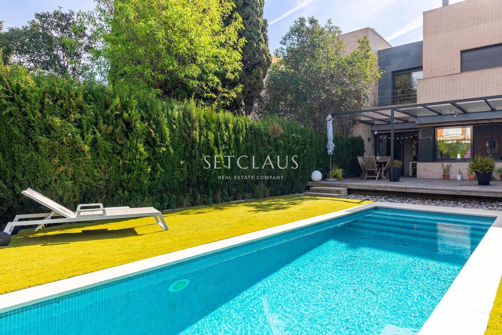 5 Zimmer Haus zu verkaufen in Premia de Mar mit Pool Garage - 880.000 € (Ref: 9671249)