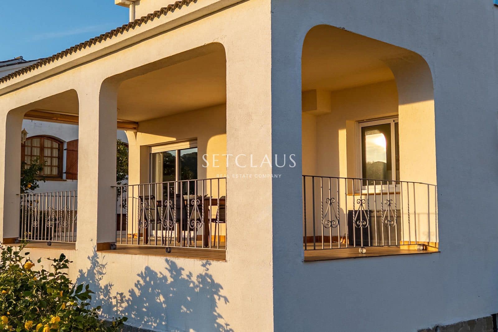 5 bedroom Villa for sale in Teia with garage - € 825,000 (Ref: 9694431)