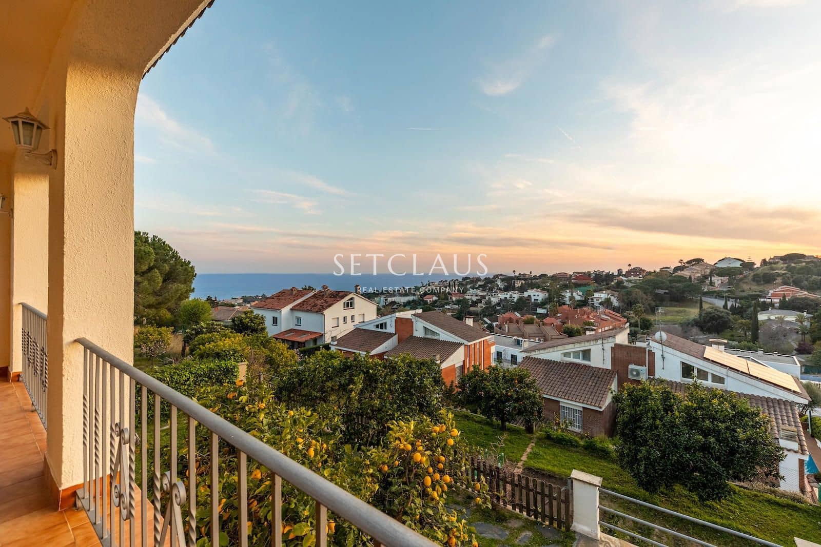 5 bedroom Villa for sale in Teia with garage - € 825,000 (Ref: 9694431)