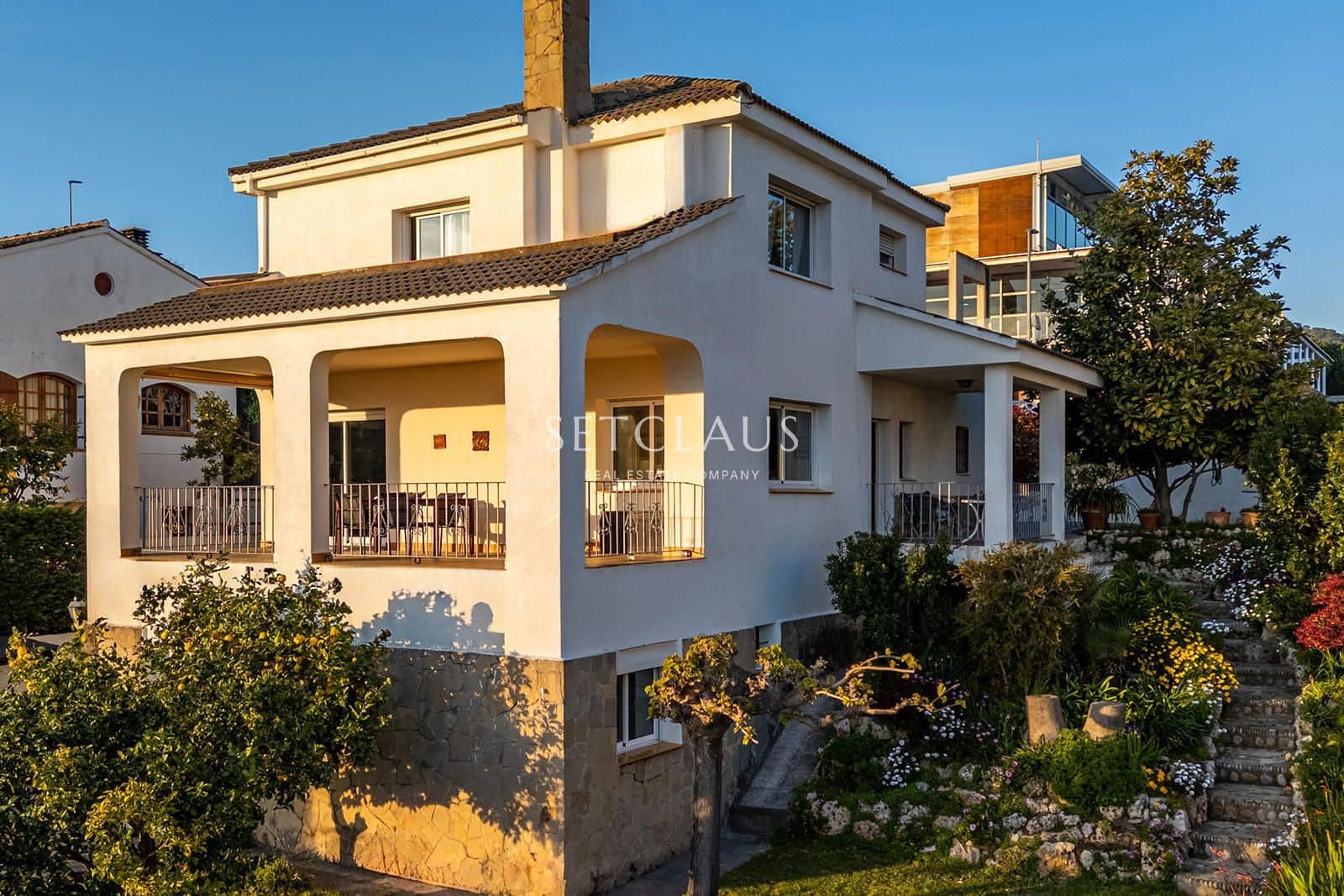 5 bedroom Villa for sale in Teia with garage - € 825,000 (Ref: 9694431)