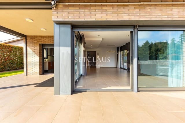 5 sypialnia Willa na sprzedaż w Vallromanes z basenem garażem - 1 150 000 € (Ref: 9697831)