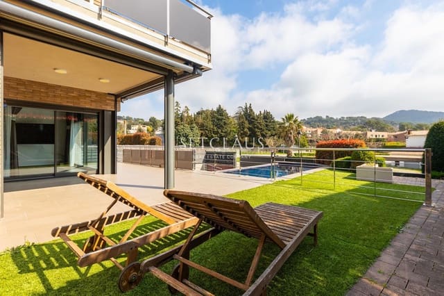 5 sypialnia Willa na sprzedaż w Vallromanes z basenem garażem - 1 150 000 € (Ref: 9697831)