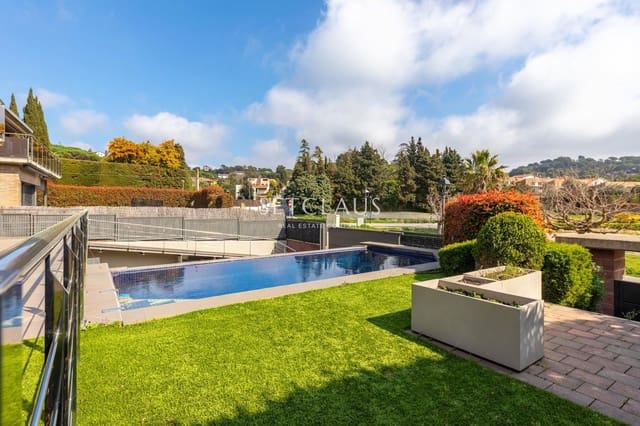 5 sypialnia Willa na sprzedaż w Vallromanes z basenem garażem - 1 150 000 € (Ref: 9697831)