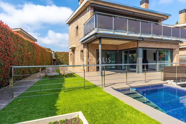 5 sypialnia Willa na sprzedaż w Vallromanes z basenem garażem - 1 150 000 € (Ref: 9697831)