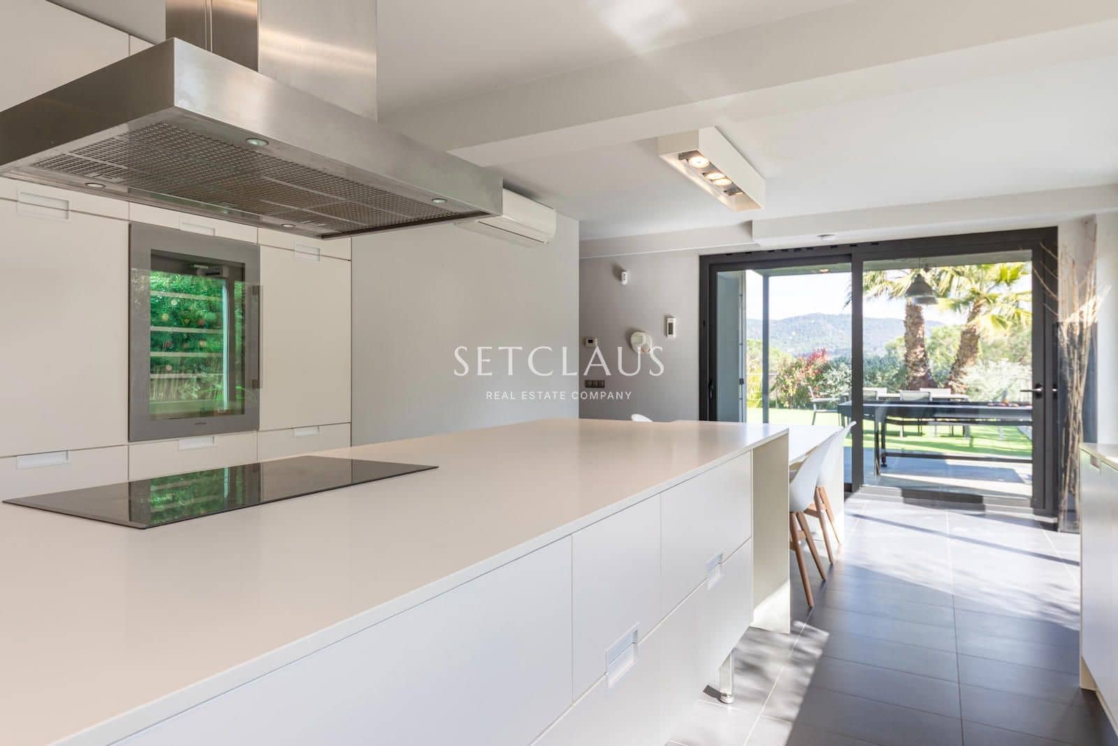 3 bedroom Villa for sale in Argentona with pool garage - € 790,000 (Ref: 9707670)